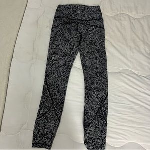 Lululemon Wunder Train High Rise legging 25”